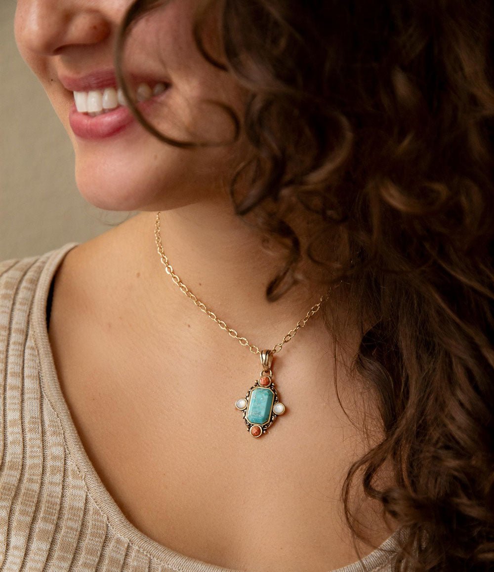 Collier pendentif Champs Bleu Turquoise et Corail Orange Doré