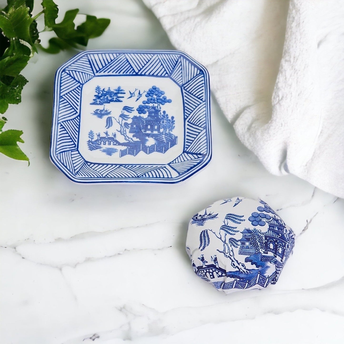 Seifenschale und Schmuckschale im Chinoiserie-Stil – Dekoratives Seifenablage-Geschenk aus Keramik