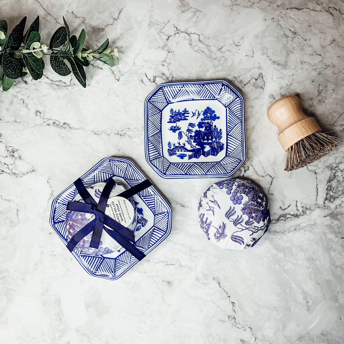 Seifenschale und Schmuckschale im Chinoiserie-Stil – Dekoratives Seifenablage-Geschenk aus Keramik