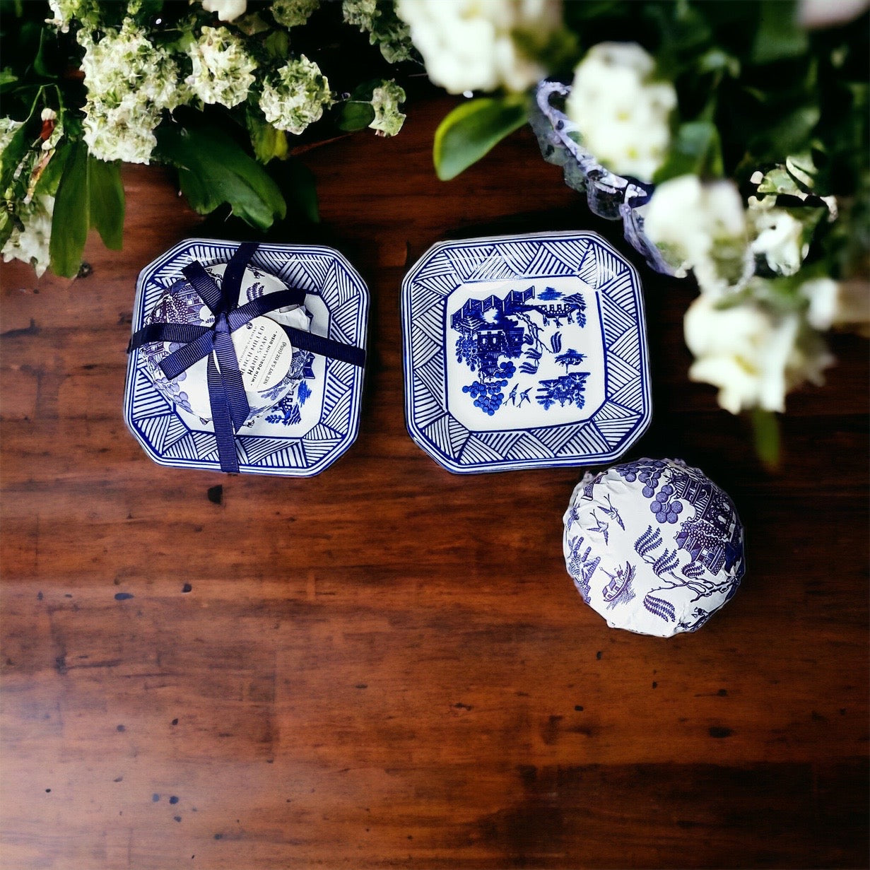 Seifenschale und Schmuckschale im Chinoiserie-Stil – Dekoratives Seifenablage-Geschenk aus Keramik