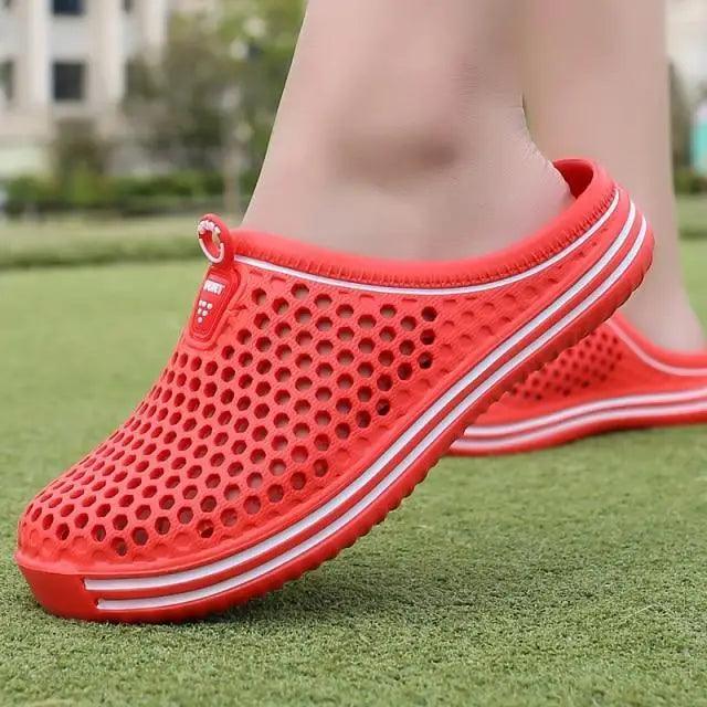 Classic Women Shoes Beach Closed Toe Slippers Unisex Hollow Out Casual Couple Flip Flops Garden Clogs  Non-slide Men And Women Slippers