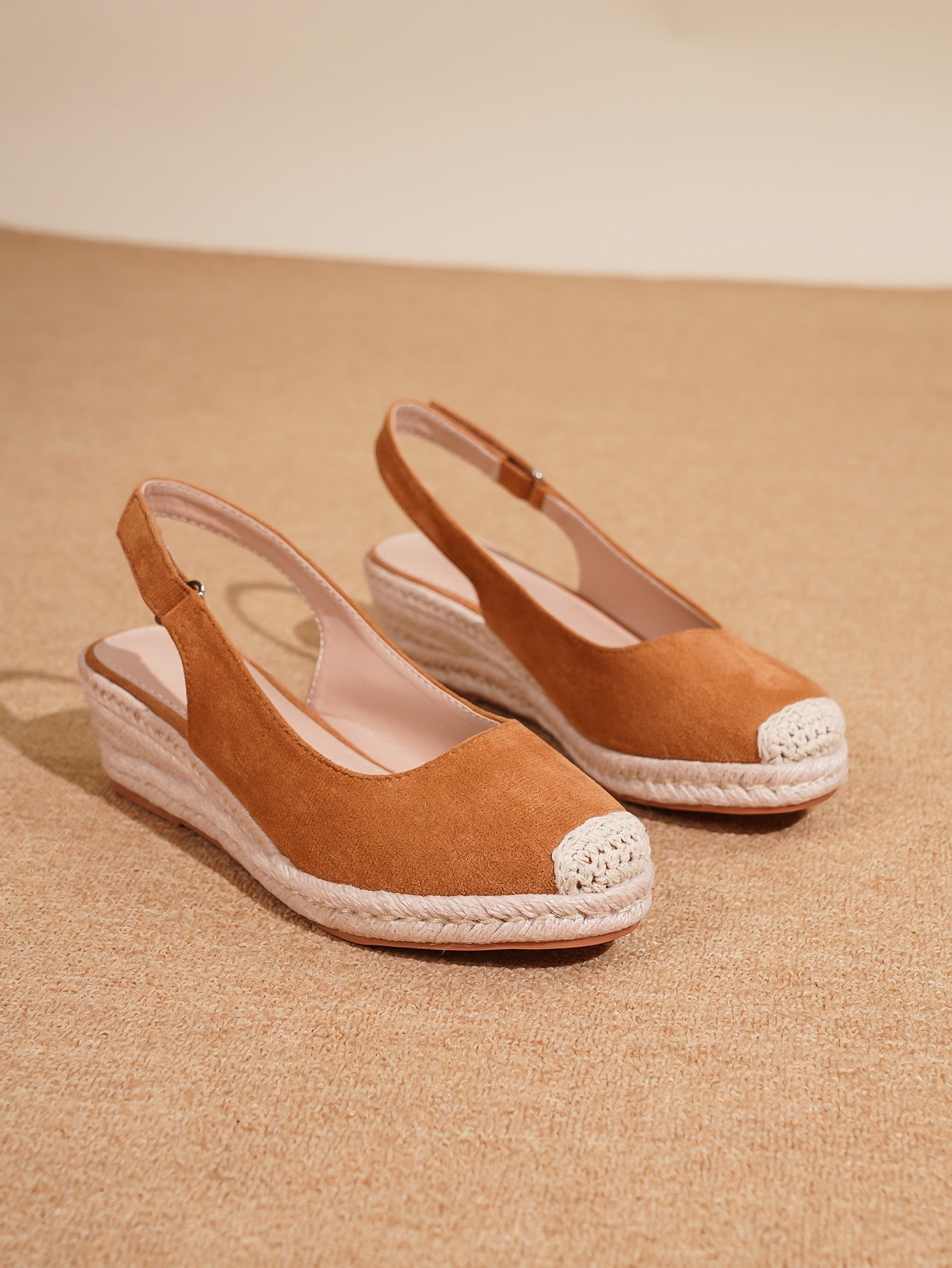 Retro Closed-toe Slingback Wedge Womens Shoes Straw-woven