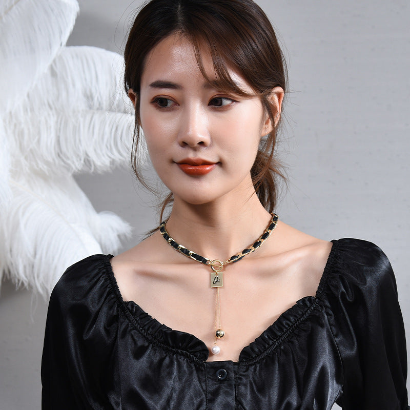 PU Leather Metal Chain Choker Necklace For Women, Titanium Steel Square Tag Pearl Tassel Short Collarbone Chain, Dainty Retro Fashion Jewelry