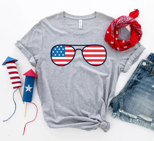 USA-Flagge Sonnenbrillen T-Shirt | Premium Baumwolle | Bella Canvas