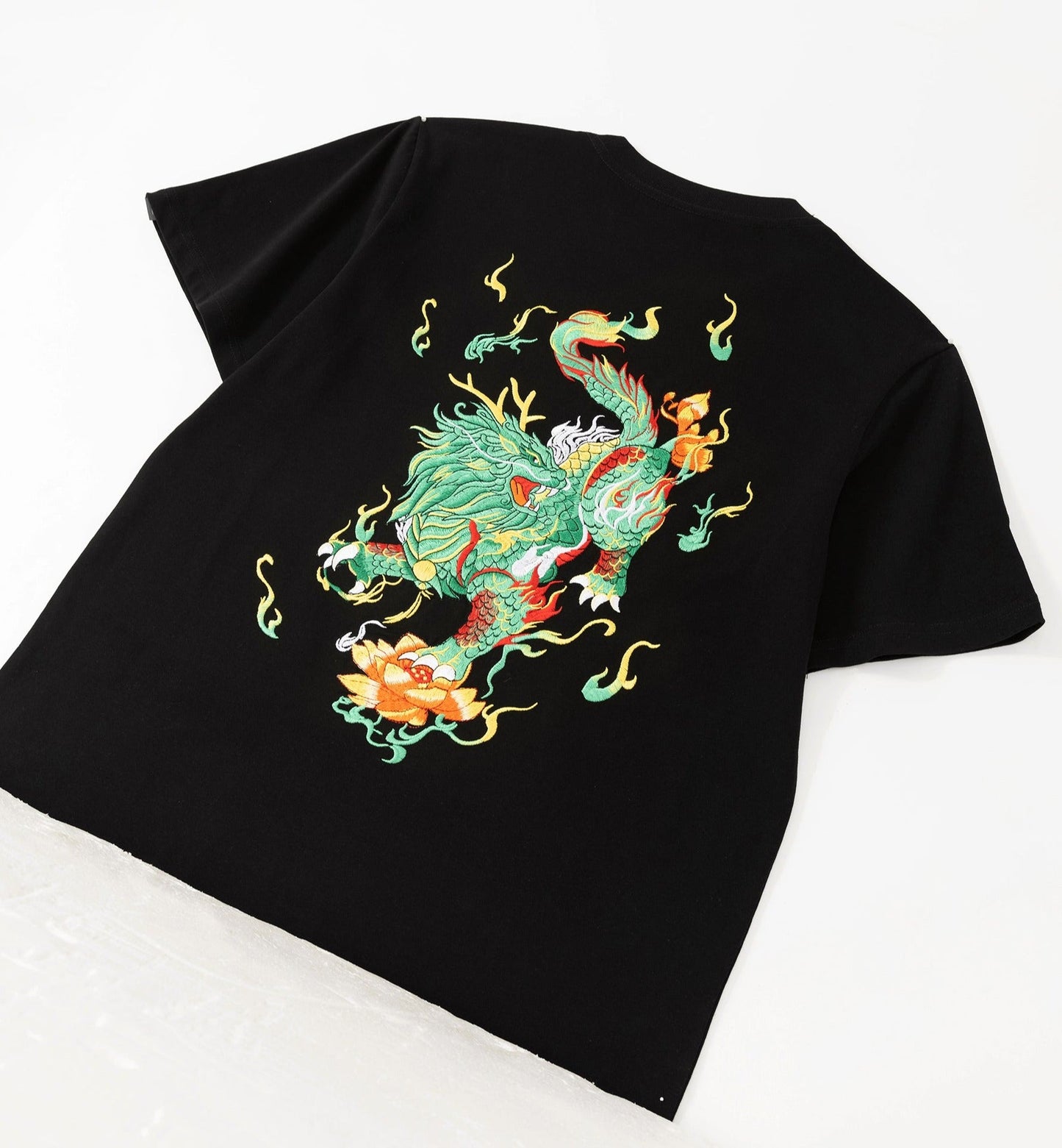 T-shirt brodé Kirin émeraude KH759