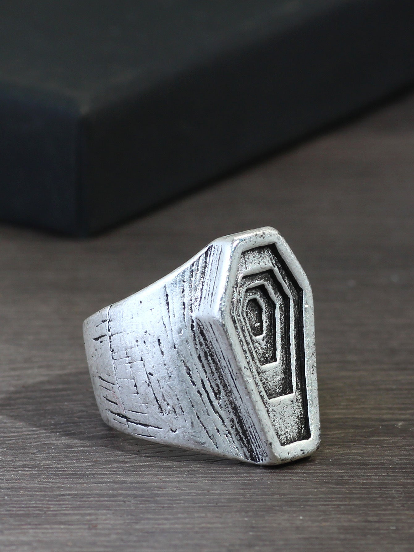 Creative Vintage-style Alloy Ring