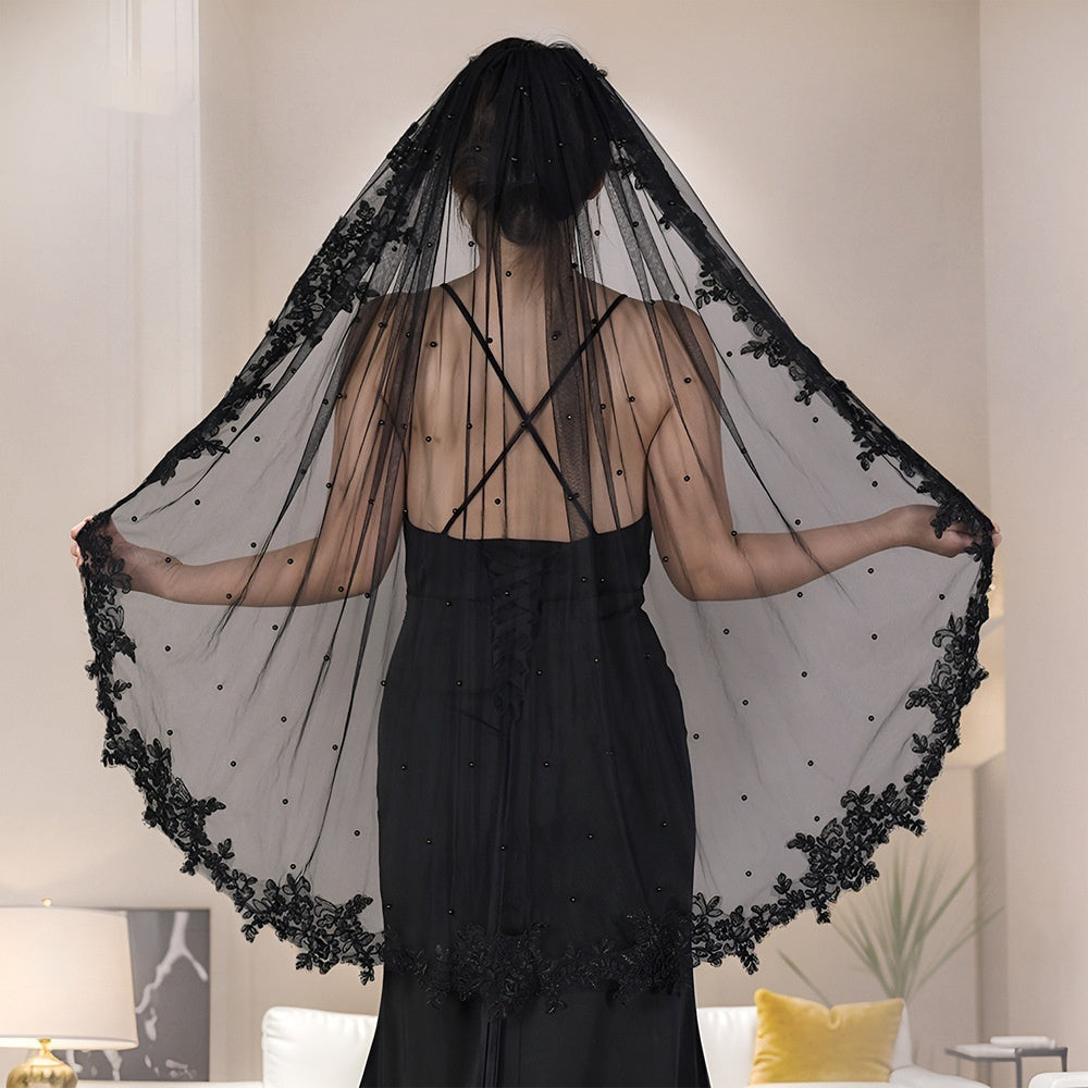 Exquisite Lace Black Veil Pearl Bridal Veil
