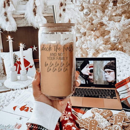 Deck The Halls 17oz Glasbecher mit Bambusdeckel, Edelstahlstrohhalmen und Reinigungsbürste