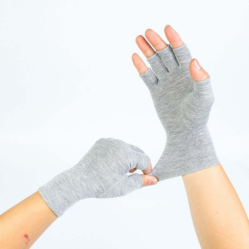 Light Gray Bamboo Fiber Half-finger Compression Gloves
