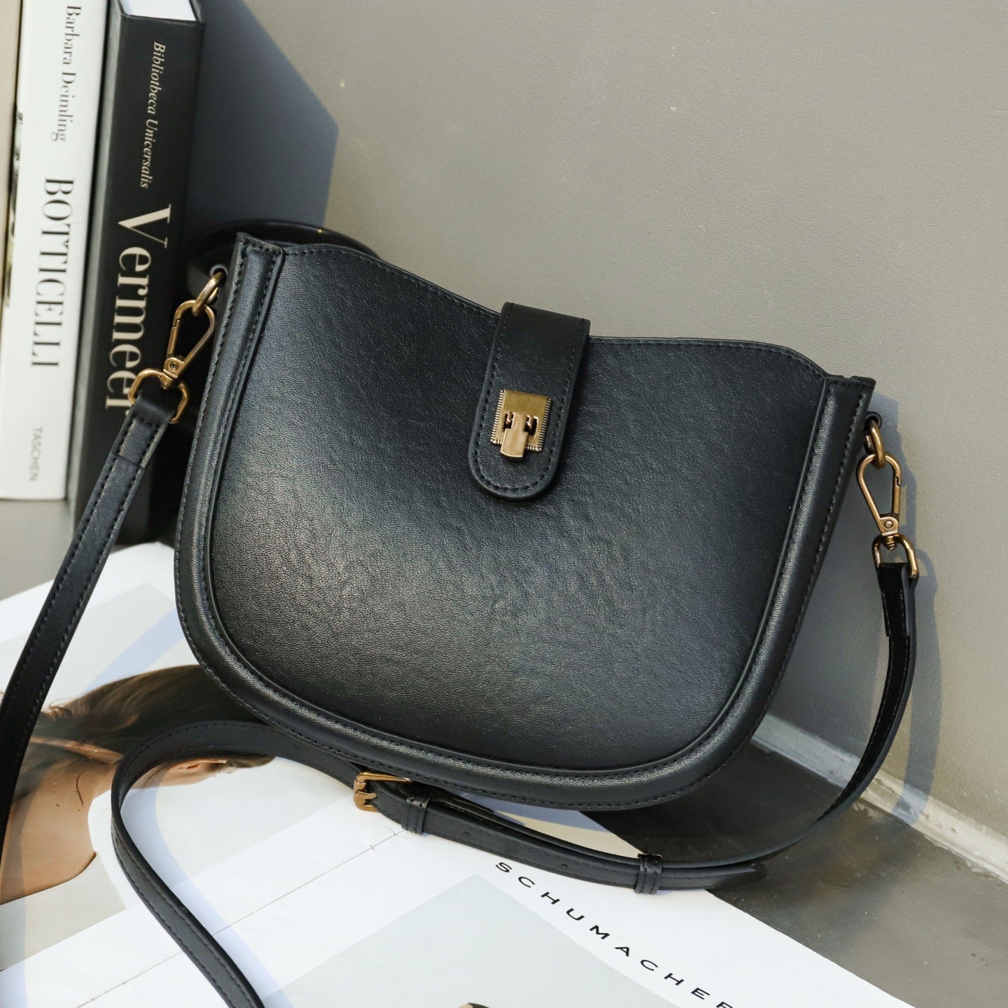 Genuine Leather Women's Bag, Top-layer Cowhide Saddle Bag, High-end Feel Genuine Leather Single Shoulder Half-moon Bag, Commuter Crossbody