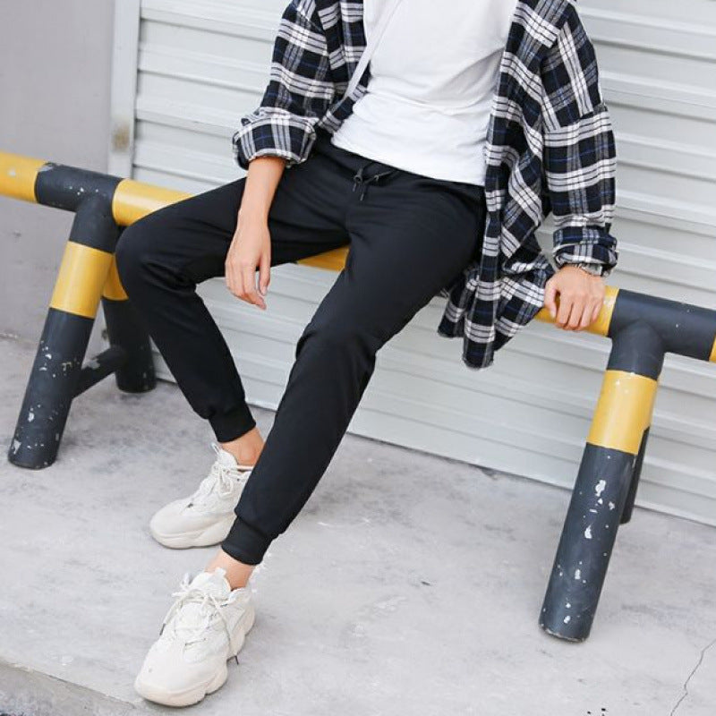 Straight-leg Pants With An Elastic Waistband No Magnets