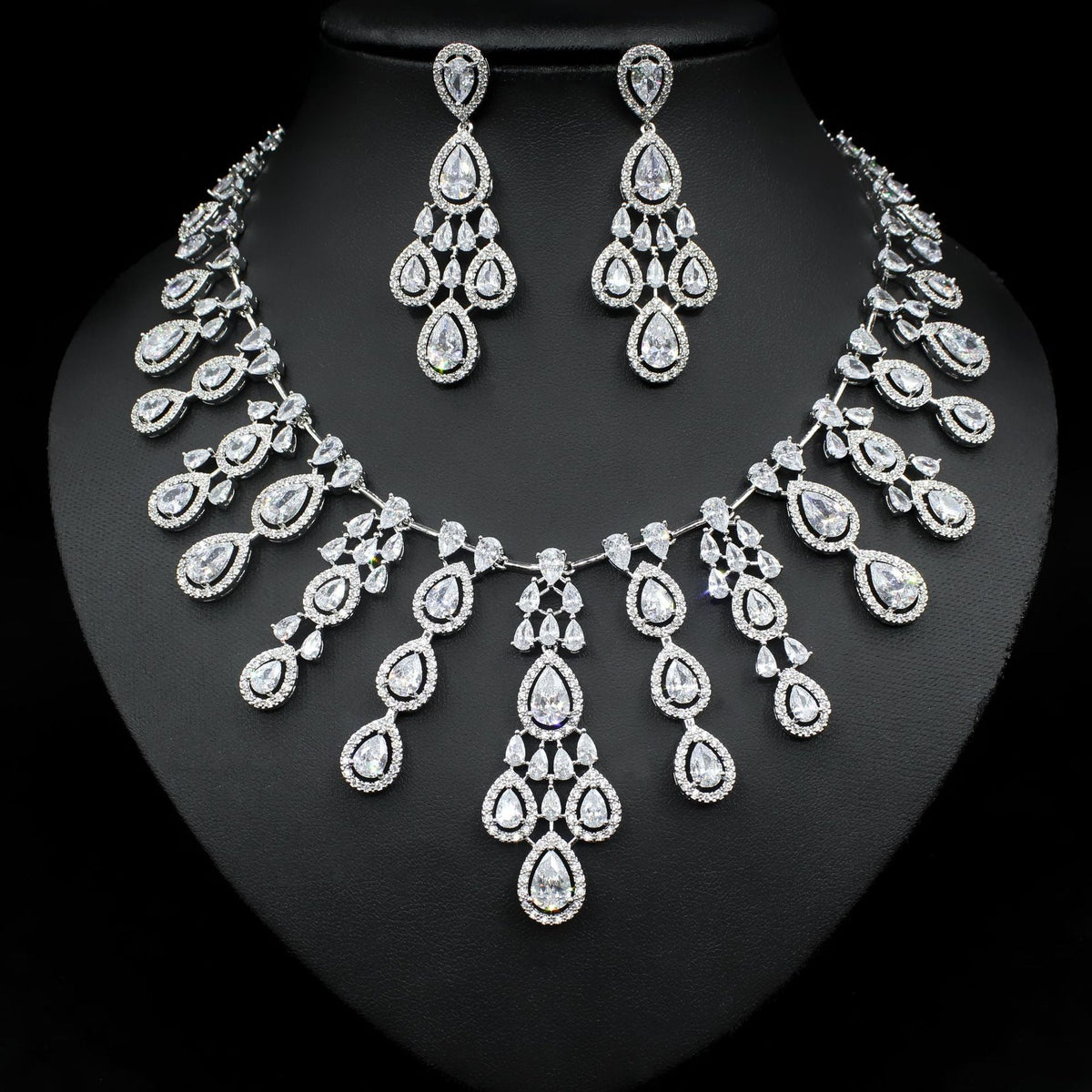 Women's Fashion Water Drop Zircon Necklace Earrings Set