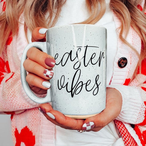 Ostern Frühling Keramik Kaffeetasse 473ml Pastellblau Rosa Großer Bräunlicher Sockel Geschenk