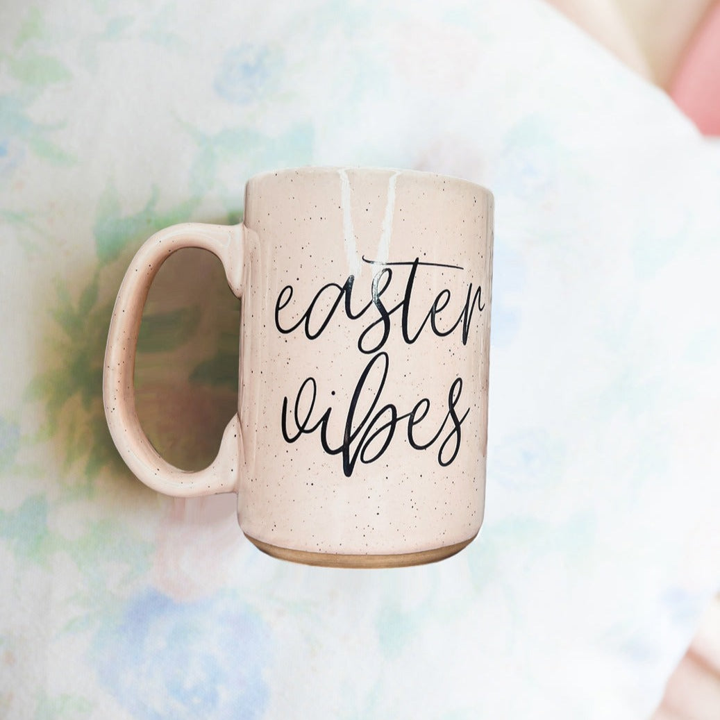 Ostern Frühling Keramik Kaffeetasse 473ml Pastellblau Rosa Großer Bräunlicher Sockel Geschenk