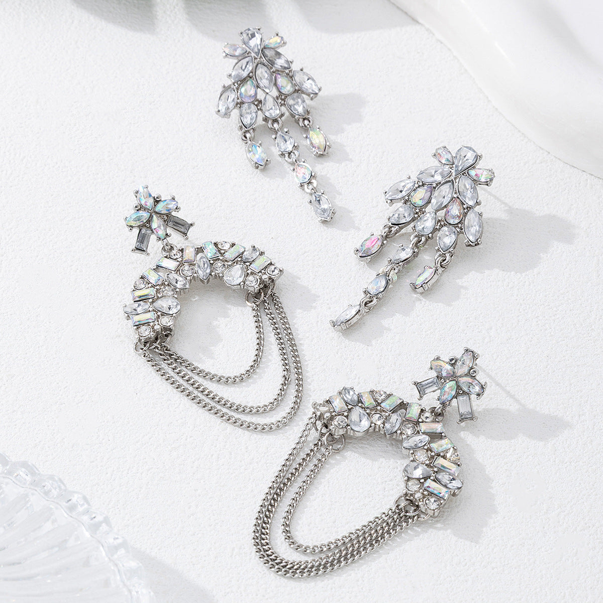 Trending Fashion Chain Rhinestone Drop Earrings For Women, Unique Versatile Light Luxury Alloy Ear Jewelry, Geometric Stud Earrings