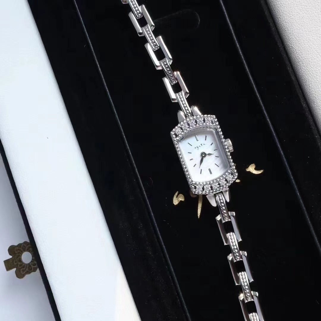 Vintage Square Watch For Women A Dainty Mini Square Design With A Wheat-sheaf Motif