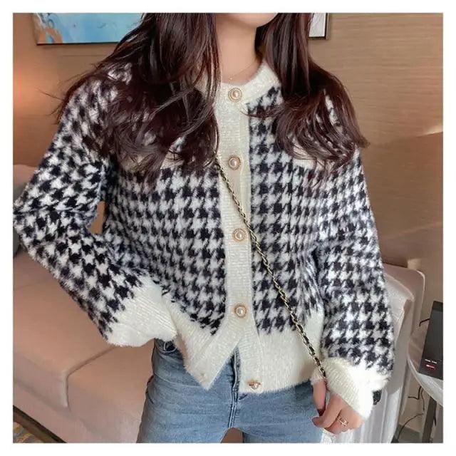 Elegance Short Sweater Cardigan Jacket For Women Modern Imitation Mink Fleece Knitwear Tops Vintage O-neck Knitted Coats