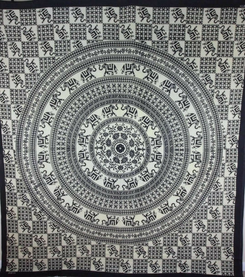 Tenture Murale Éléphant Mandala Damier Noir Blanc