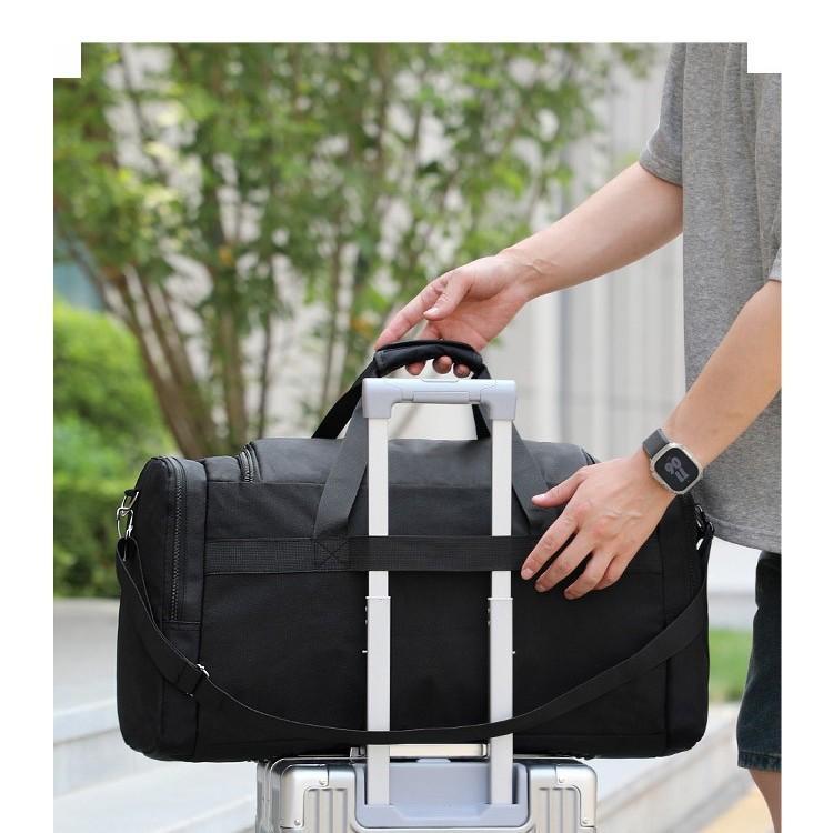 Multifunctional Solid-color Gym Bag With Large Capacity And Dry-wet Separation