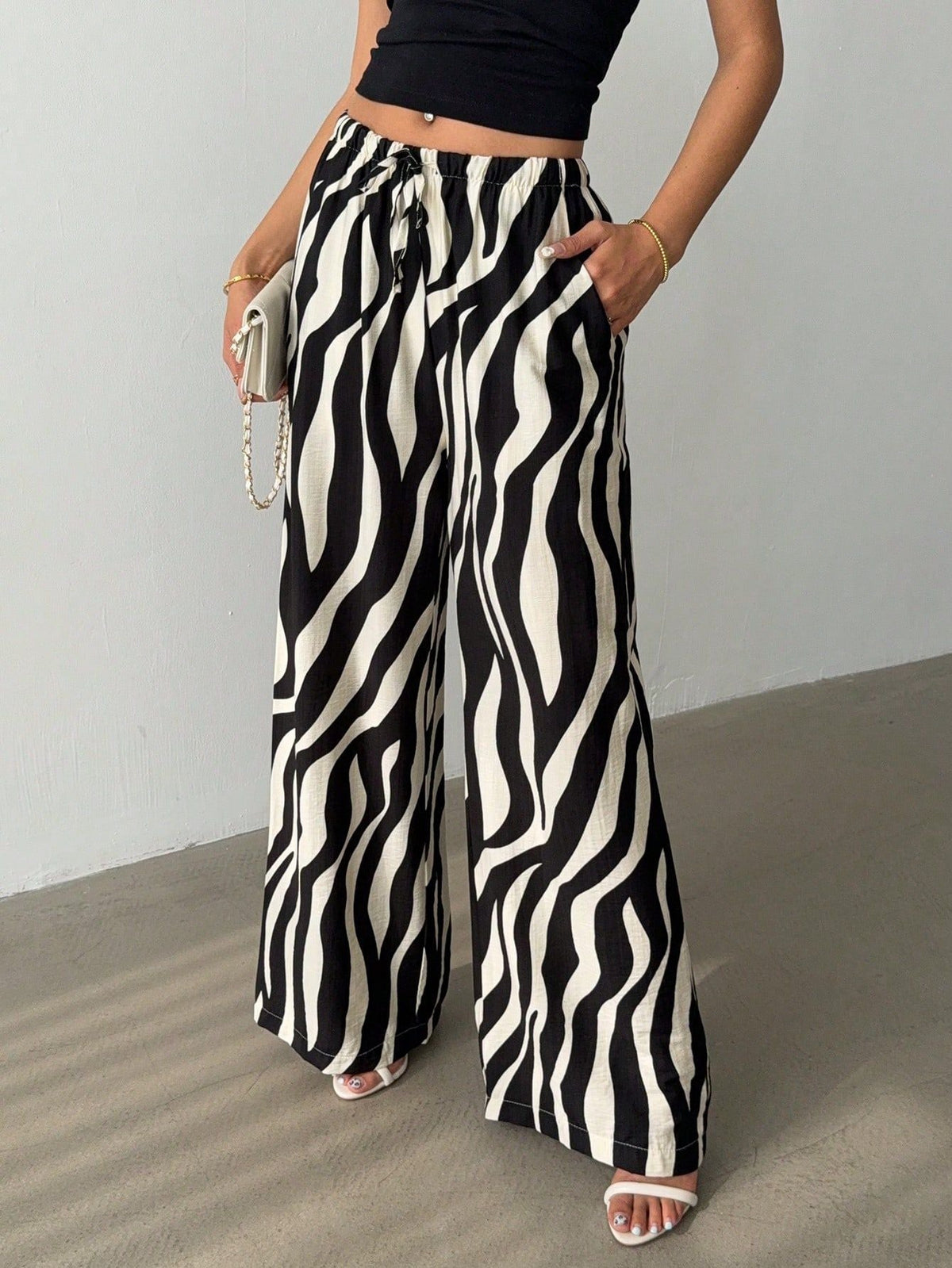 Elegant Printed Wide-Leg Pants For Women