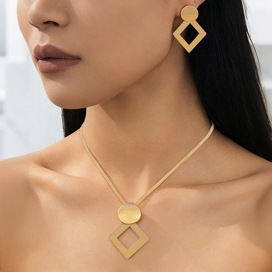 Cross-border European American Geometric Square Pendant Jewelry Set, French Vintage Unique Premium Texture Matching Necklace & Earrings For Women