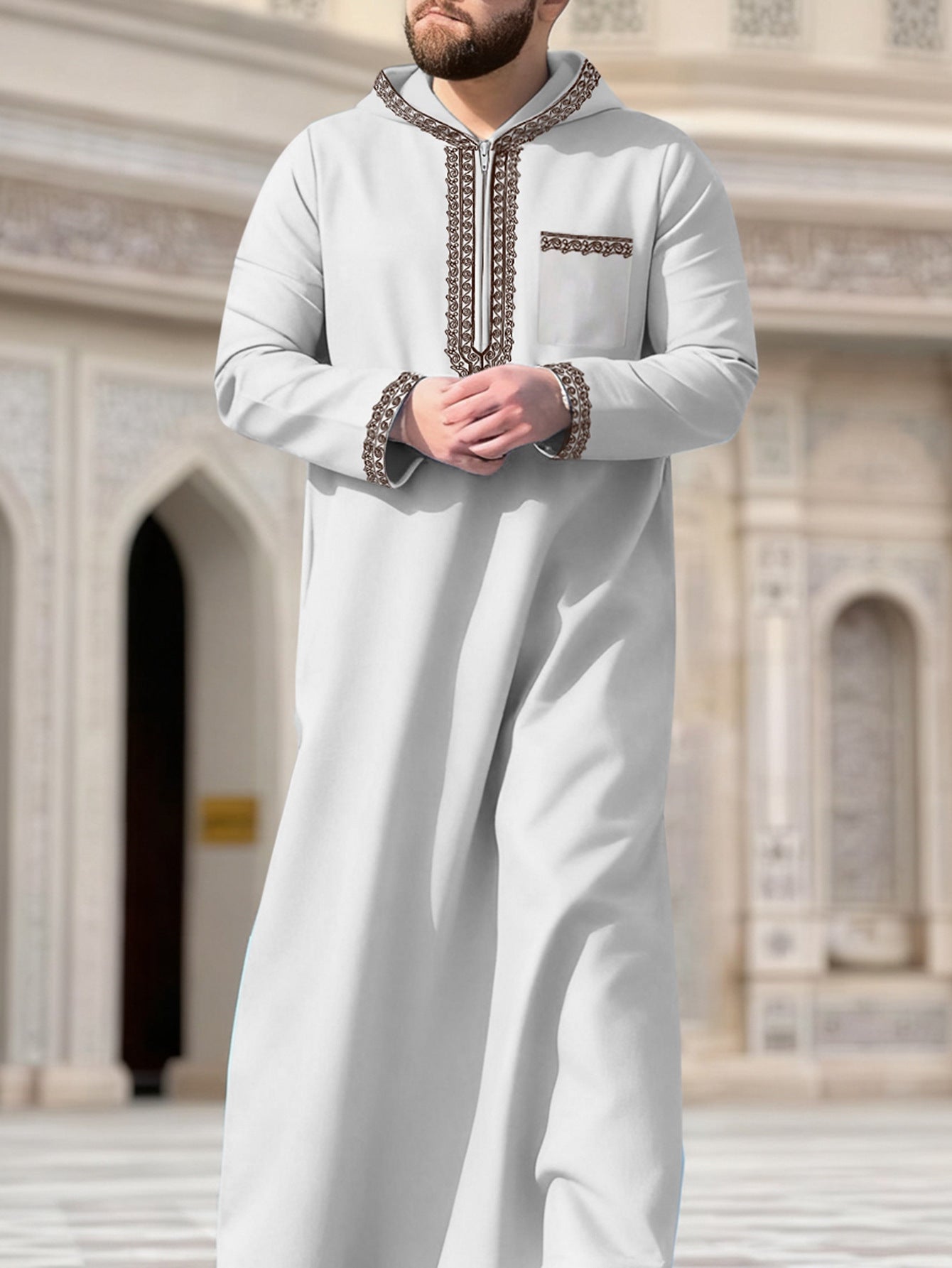 Middle Eastern Men's Robe With Long Sleeves And A Hood For International Trade