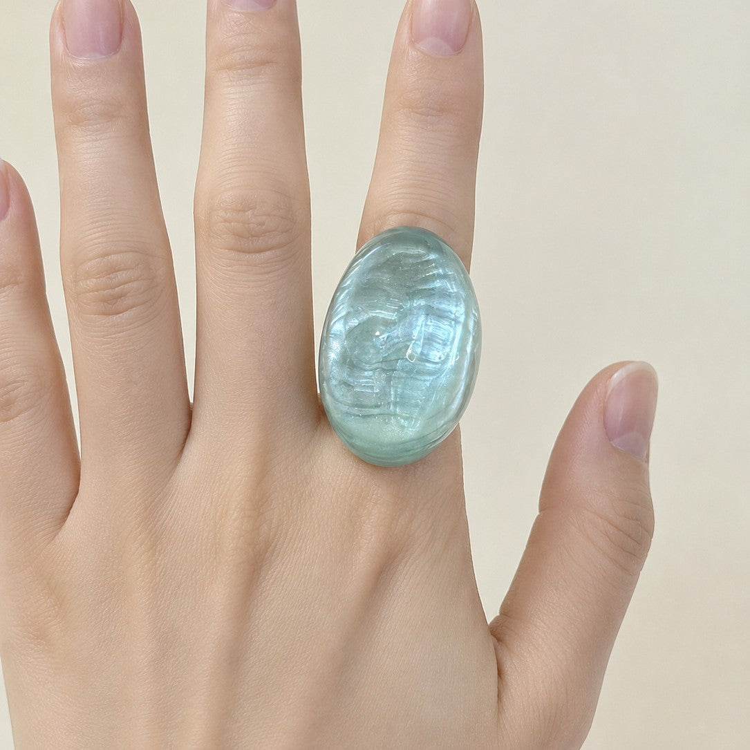 Zhang Oval Transparent Resin Ring