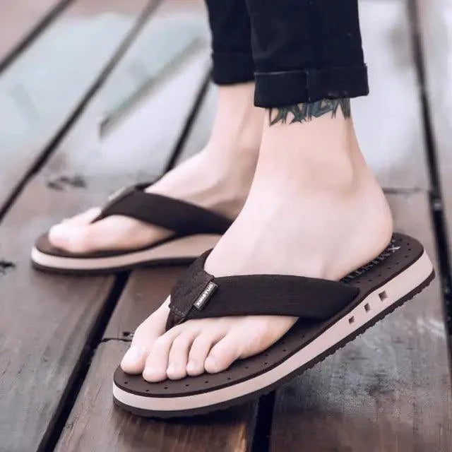 Fashion Summer Big Size Youth Slippers For Men Women Massage Non-Slip Cool Outside Flip Flops Breathable Thick-Soled Slippers