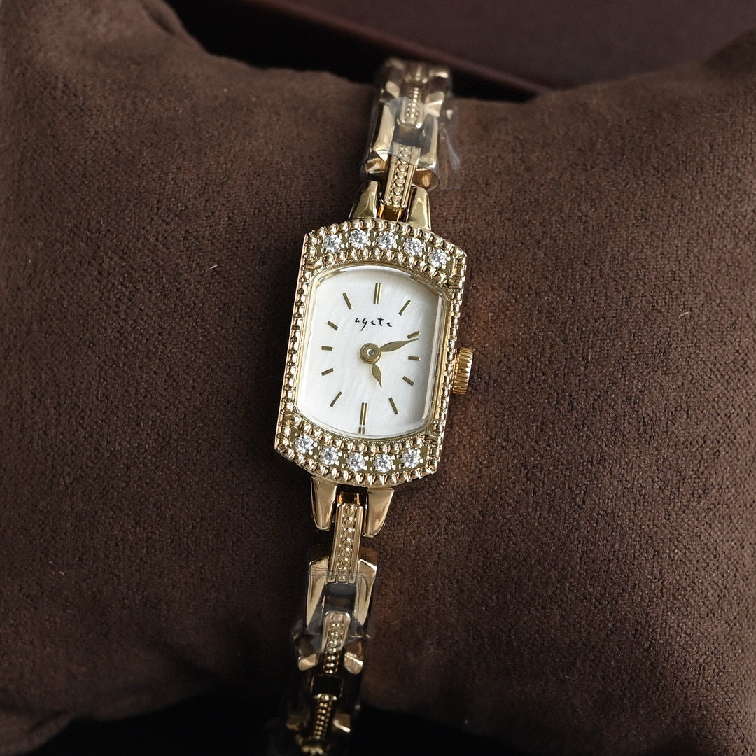 Vintage Square Watch For Women A Dainty Mini Square Design With A Wheat-sheaf Motif