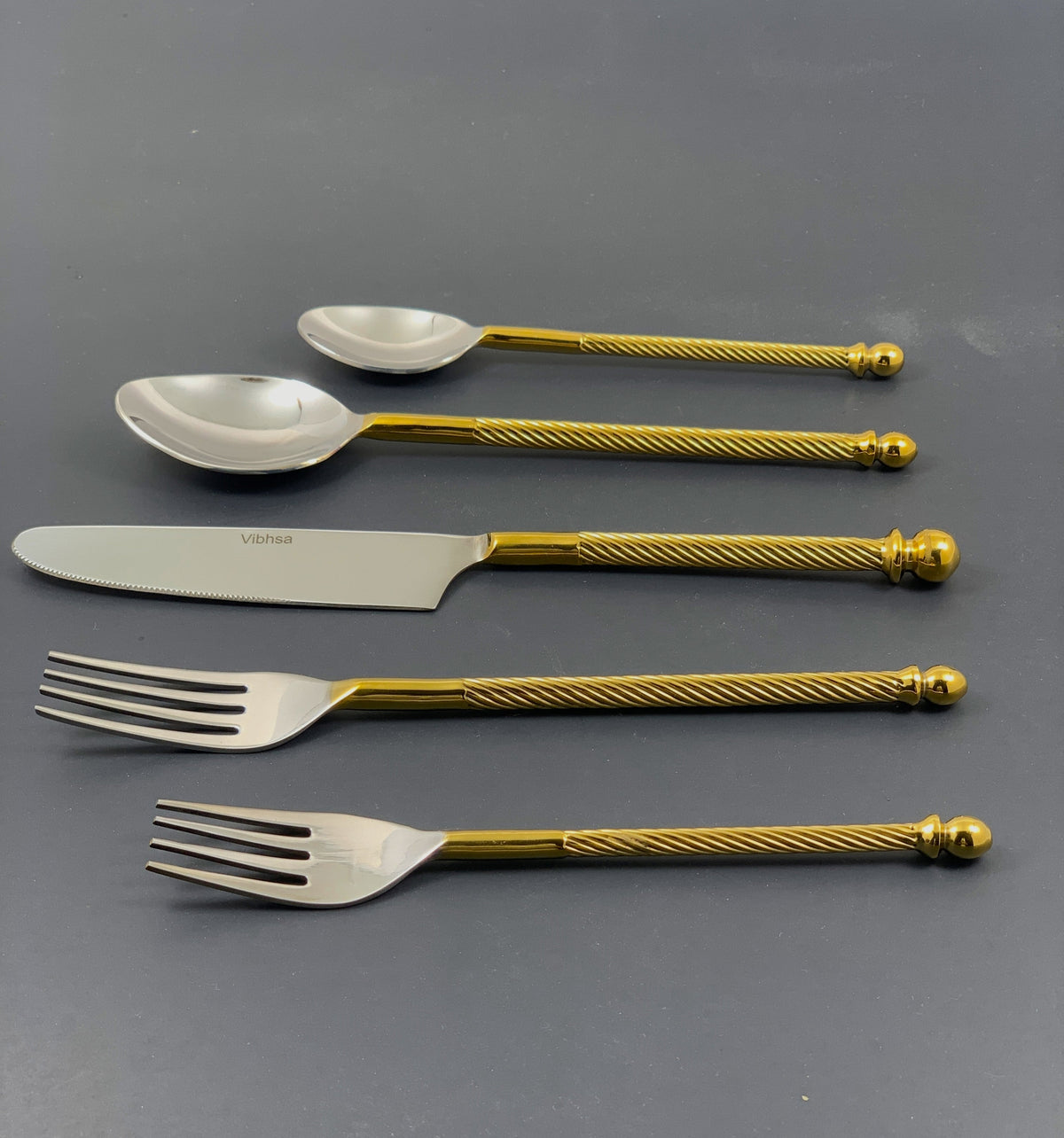 Vibhsa Stainless Steel Flatware set of 20 Pieces Gold