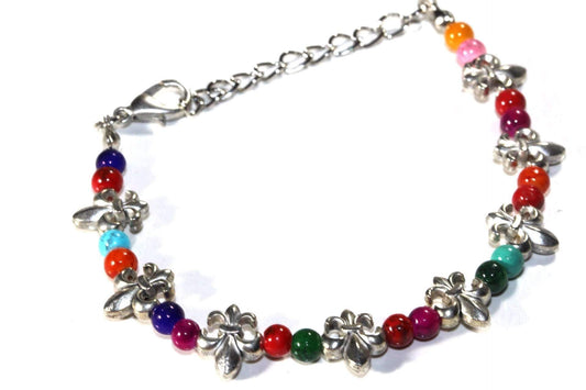 Bracelet perlé multicolore Fleur de Lys avec argent
