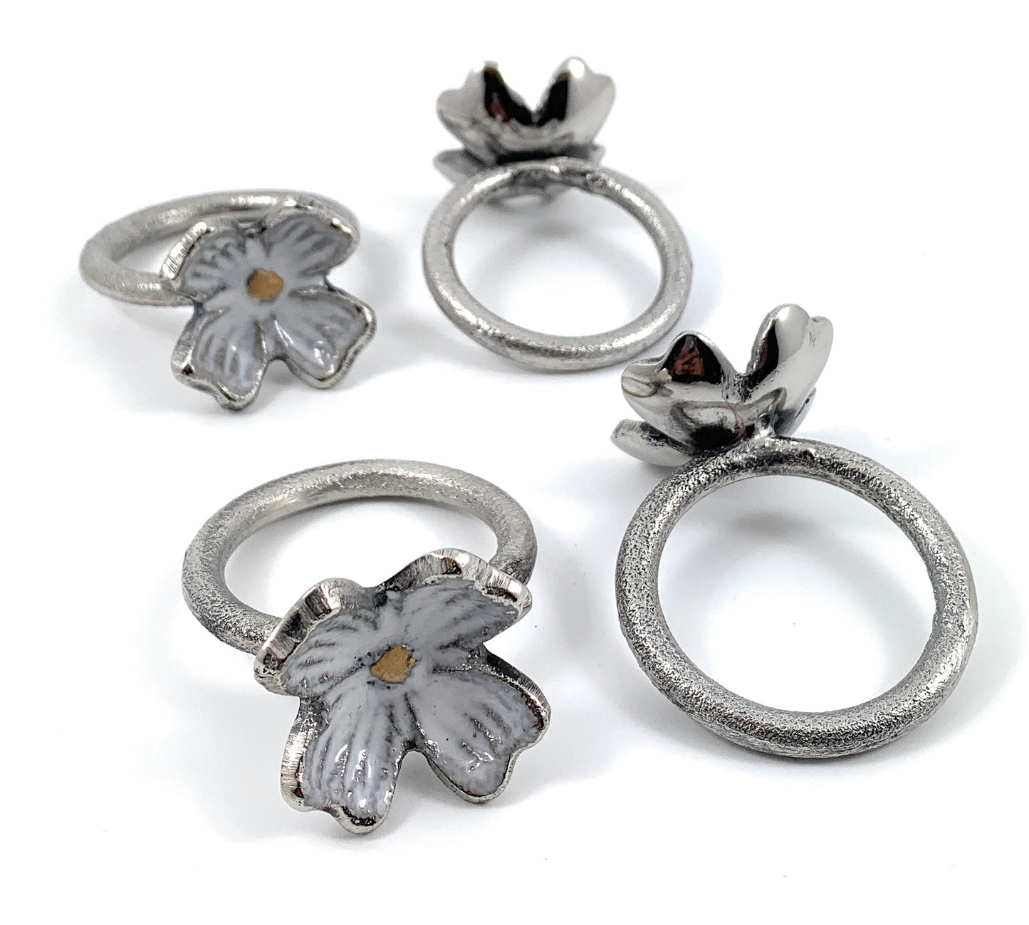 Vibhsa Rustic Floral Napkin Rings Set of 4