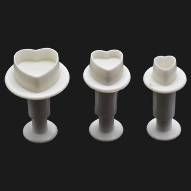 Fondant Cake Cookie Cutter Embossed Ejector Stamp Plunger Mold Kitchen Baking Cake Decorating Tools  Heart Shaped Cookie Mold Hand Press Cookie Dessert Cutter Pastry Decoration Tool Mooncake Maker