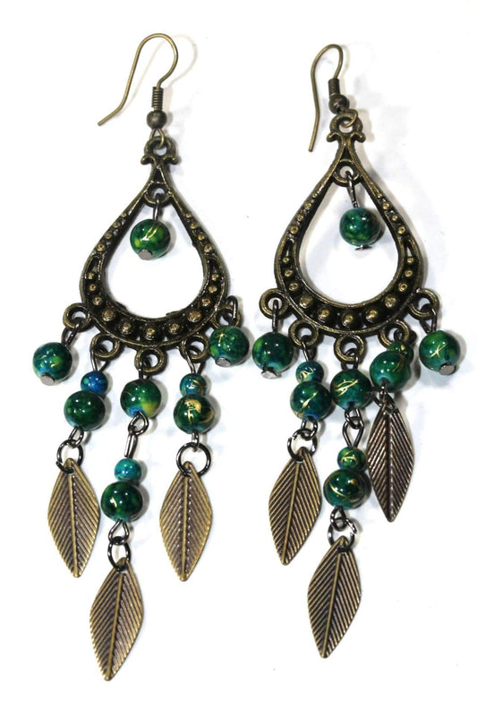 Boucles d'oreilles pendantes Feuille esprit libre Perles vertes laiton bohème