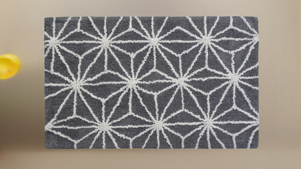 Vibhsa Bath Rug Geometric Pattern in Grey & Ivory