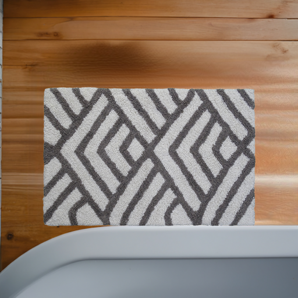 Vibhsa Bath Rug Geometric Pattern in Grey & Ivory