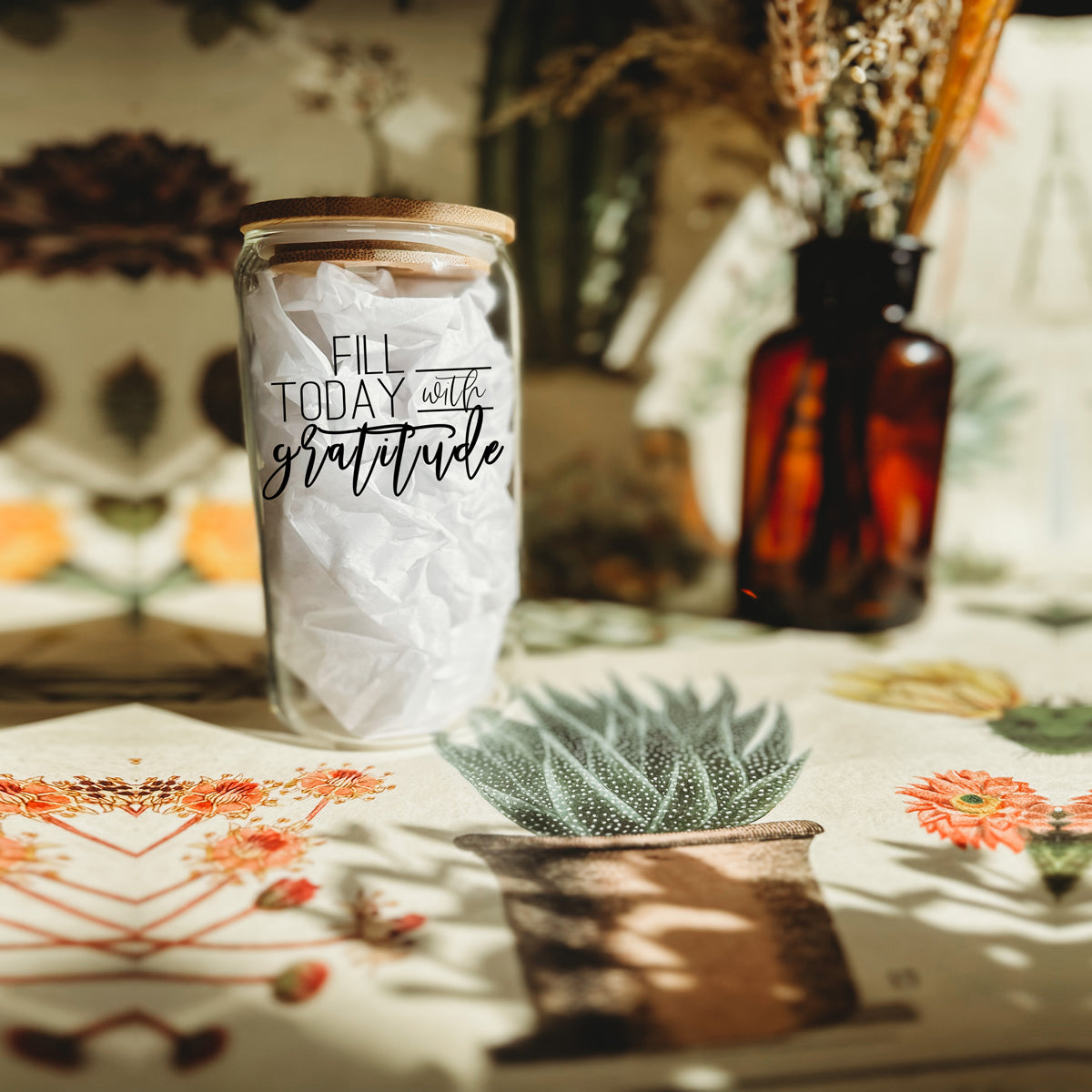 Glückseligkeit 500ml Glasbecher mit Bambusdeckel und Strohhalm – Wiederverwendbares Trinkgefäß