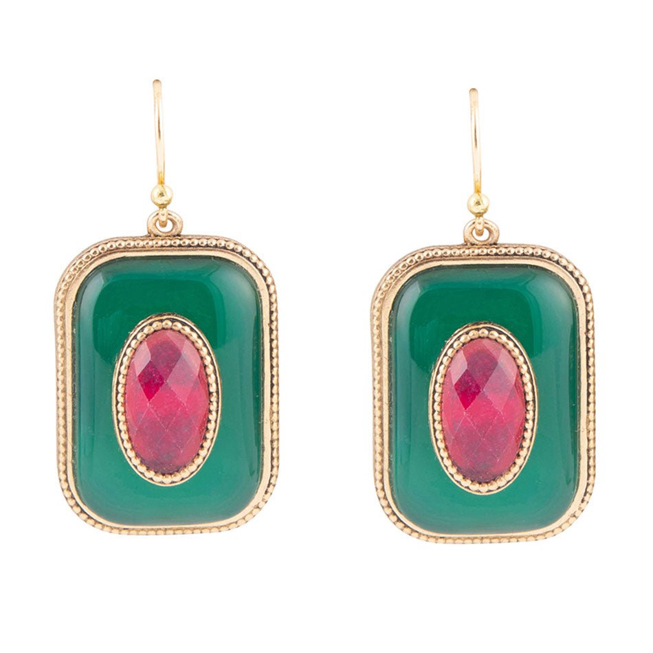 Boucles d'oreilles pendantes en onyx vert et pierres rouges empilées, avec goutte dorée