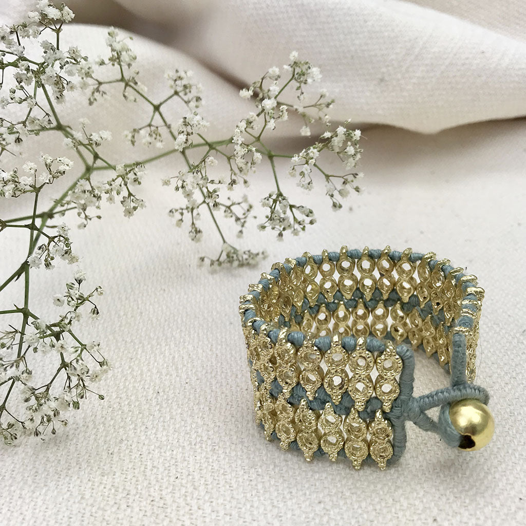 Bracelet manchette en fil de coton tissé à la main, perlé, style indien