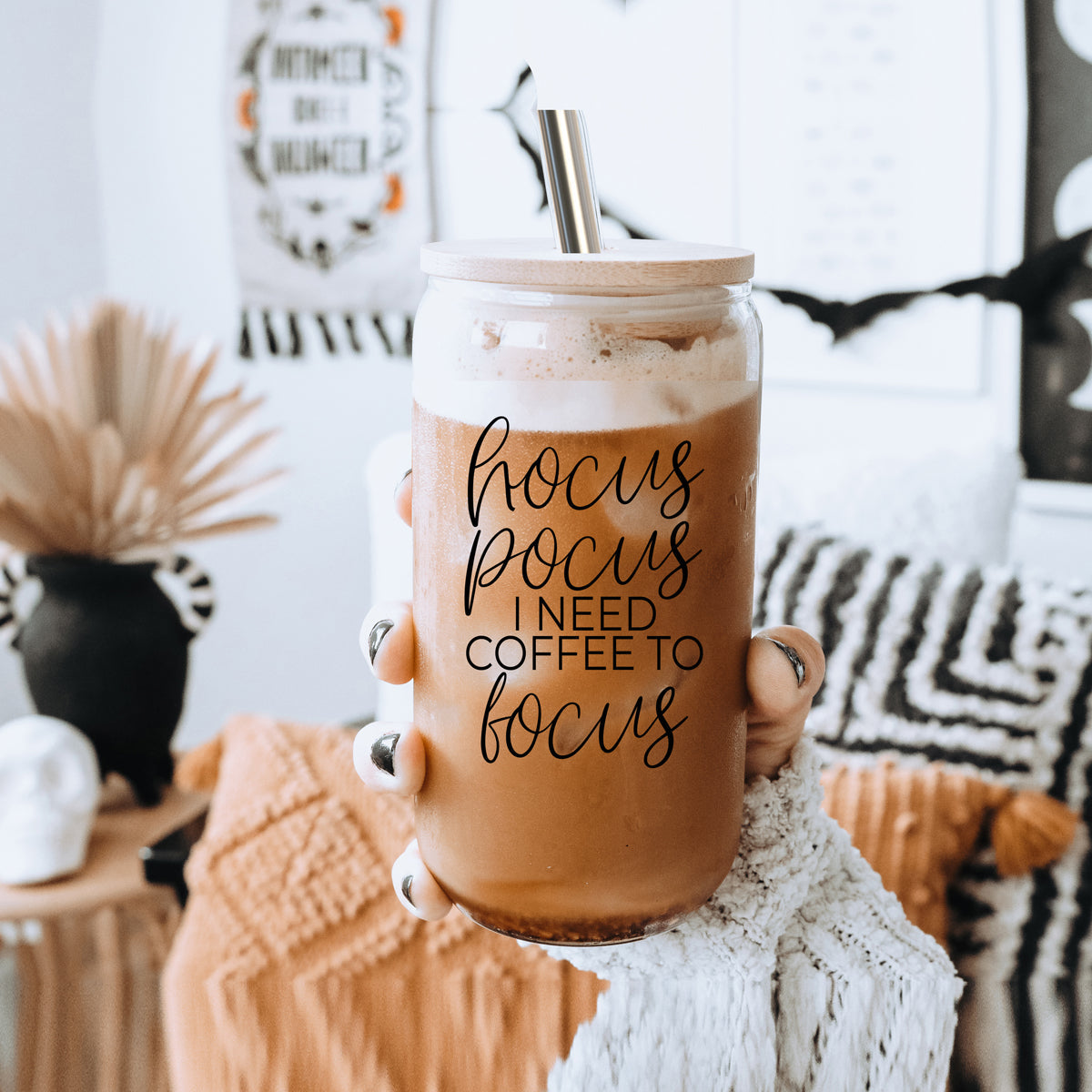 Gobelet en verre Hocus Pocus 500 ml avec couvercle en bambou, pailles en acier inoxydable, citation sur le café