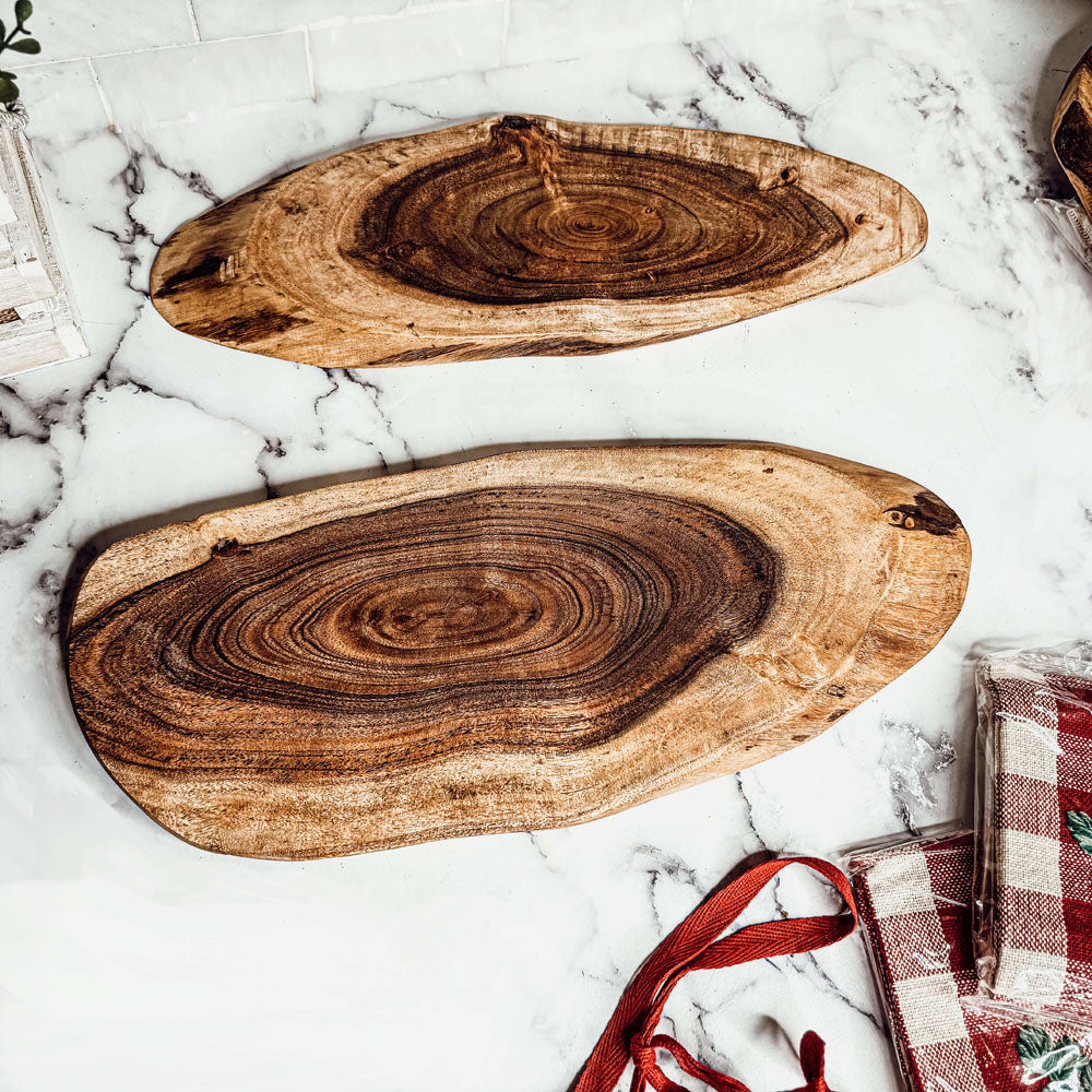 Wurst- und Käseplatte-Set für die Feiertage mit Küchentüchern im Schottenkaro – 2-teiliges Geschenkset