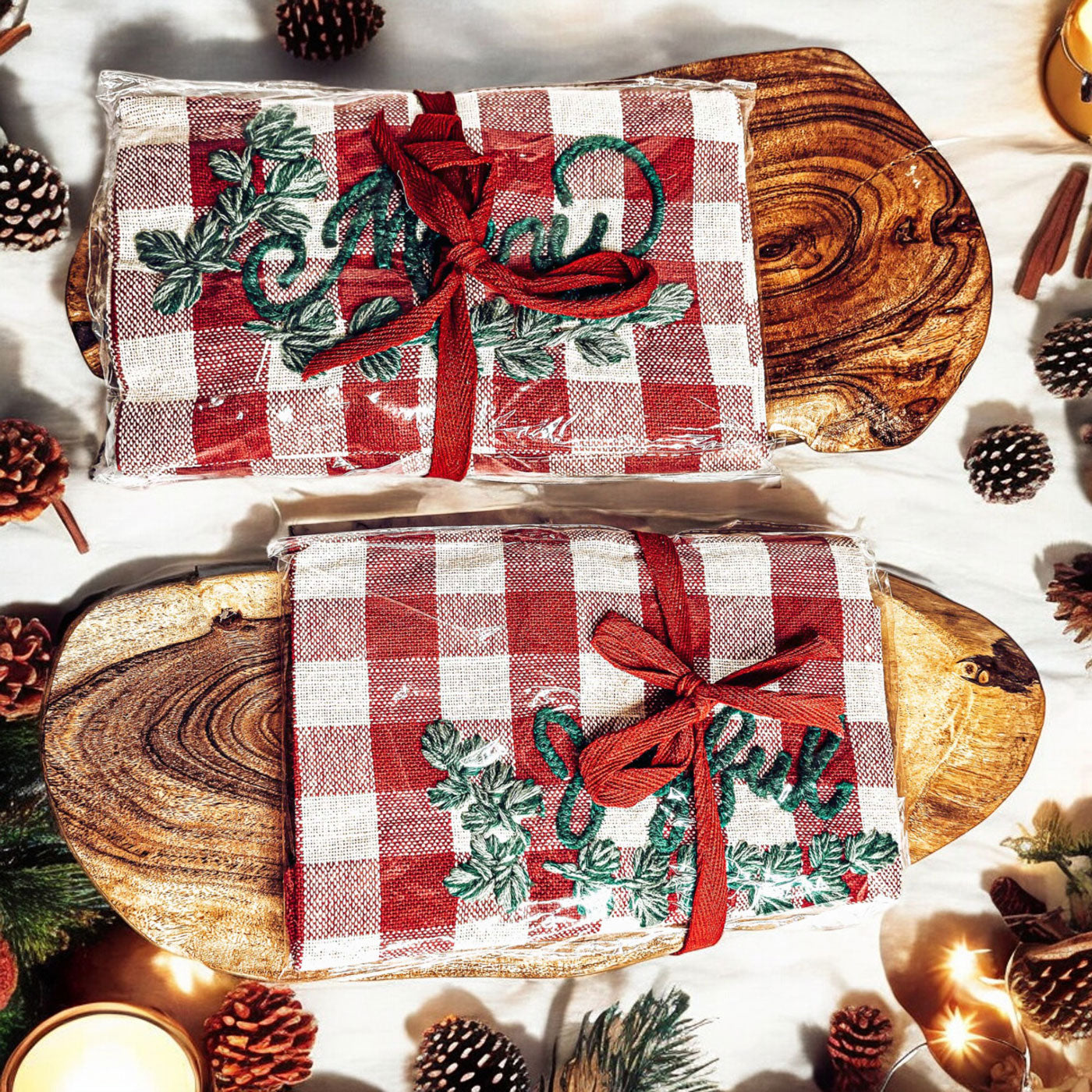 Wurst- und Käseplatte-Set für die Feiertage mit Küchentüchern im Schottenkaro – 2-teiliges Geschenkset