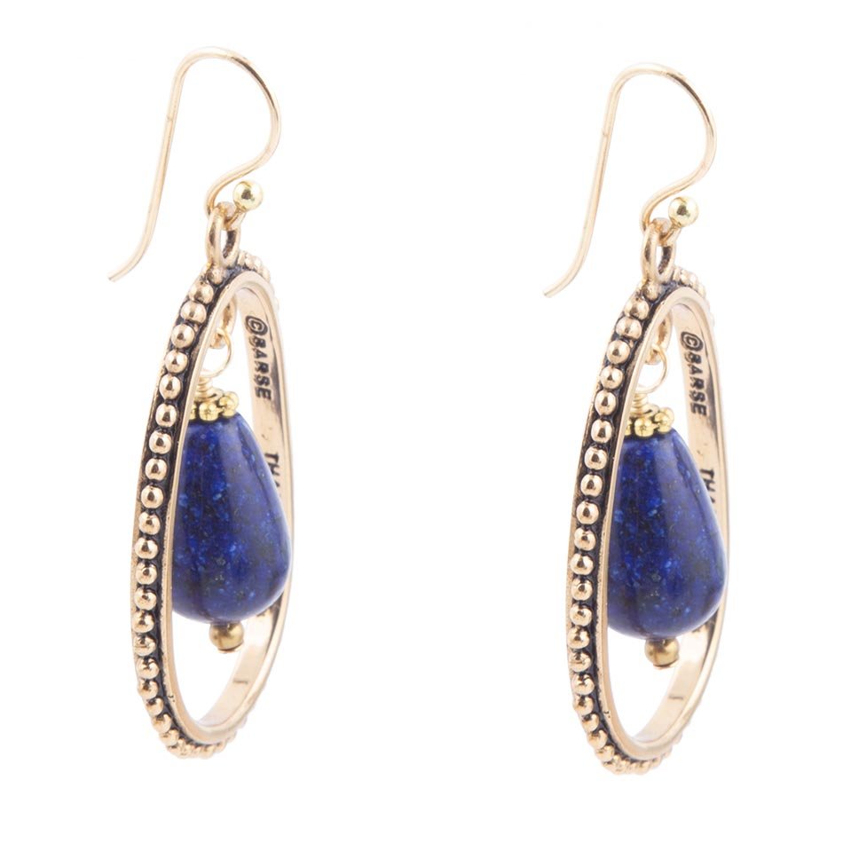 Blaue Lapislazuli-Tropfen-Ohrringe, golden, in Reihe