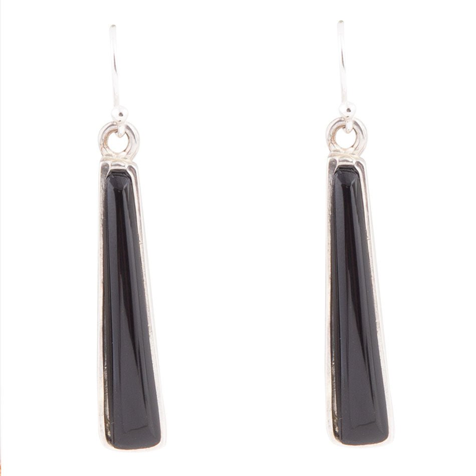 Boucles d'oreilles pendantes Ligne Onyx noir en argent sterling