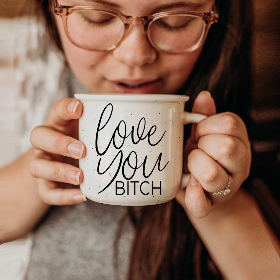 Tasse à café en céramique "Love You Bitch" 410 ml – Cadeau drôle et insolent pour la meilleure amie