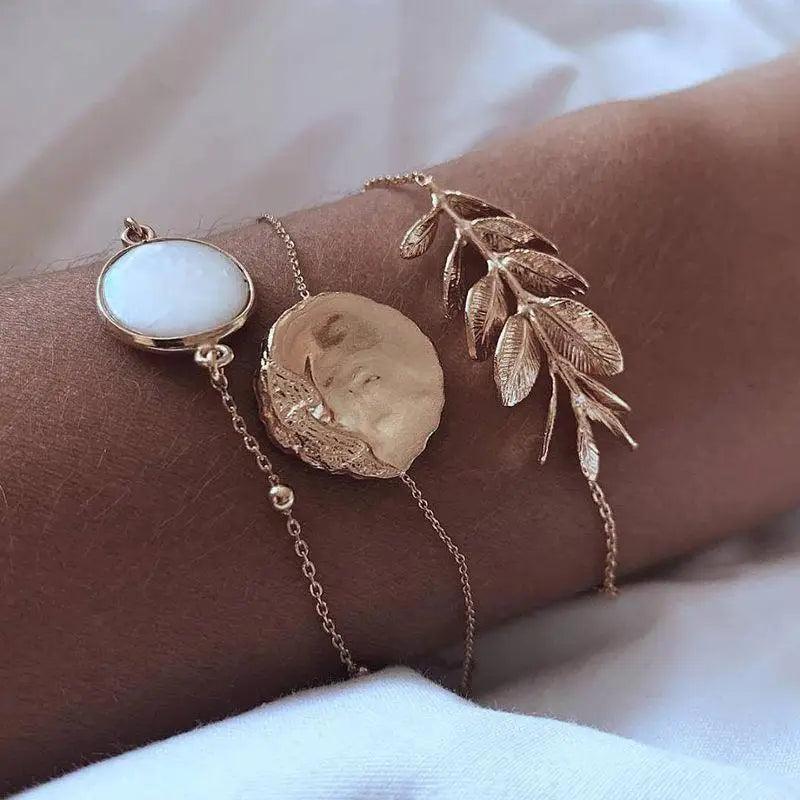 Luxruy Modern Bohemian Gold Color Moon Leaf Crystal Opal Open Bracelet Set for Women In Boho Beach Bangle Jewelry Style