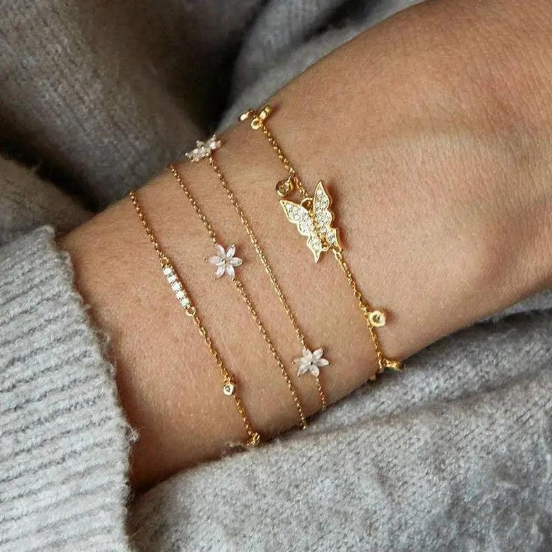 Luxruy Modern Bohemian Gold Color Moon Leaf Crystal Opal Open Bracelet Set for Women In Boho Beach Bangle Jewelry Style