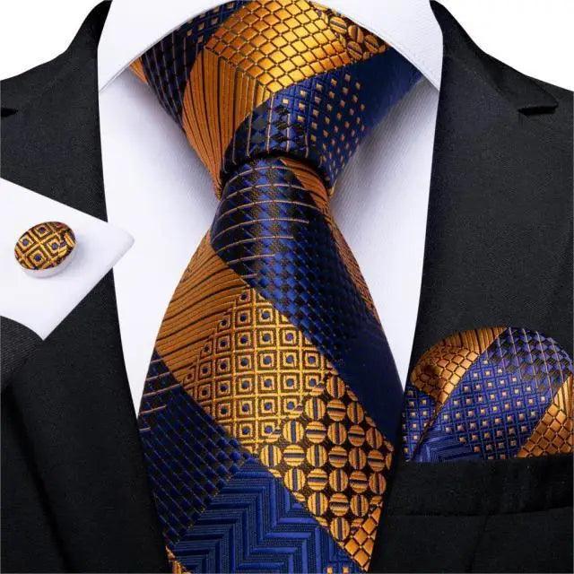Luxury Wedding Party Floral Design Silk Necktie Hanky And Matching Cufflinks Set For Men Classic Design Necktie Set For Men