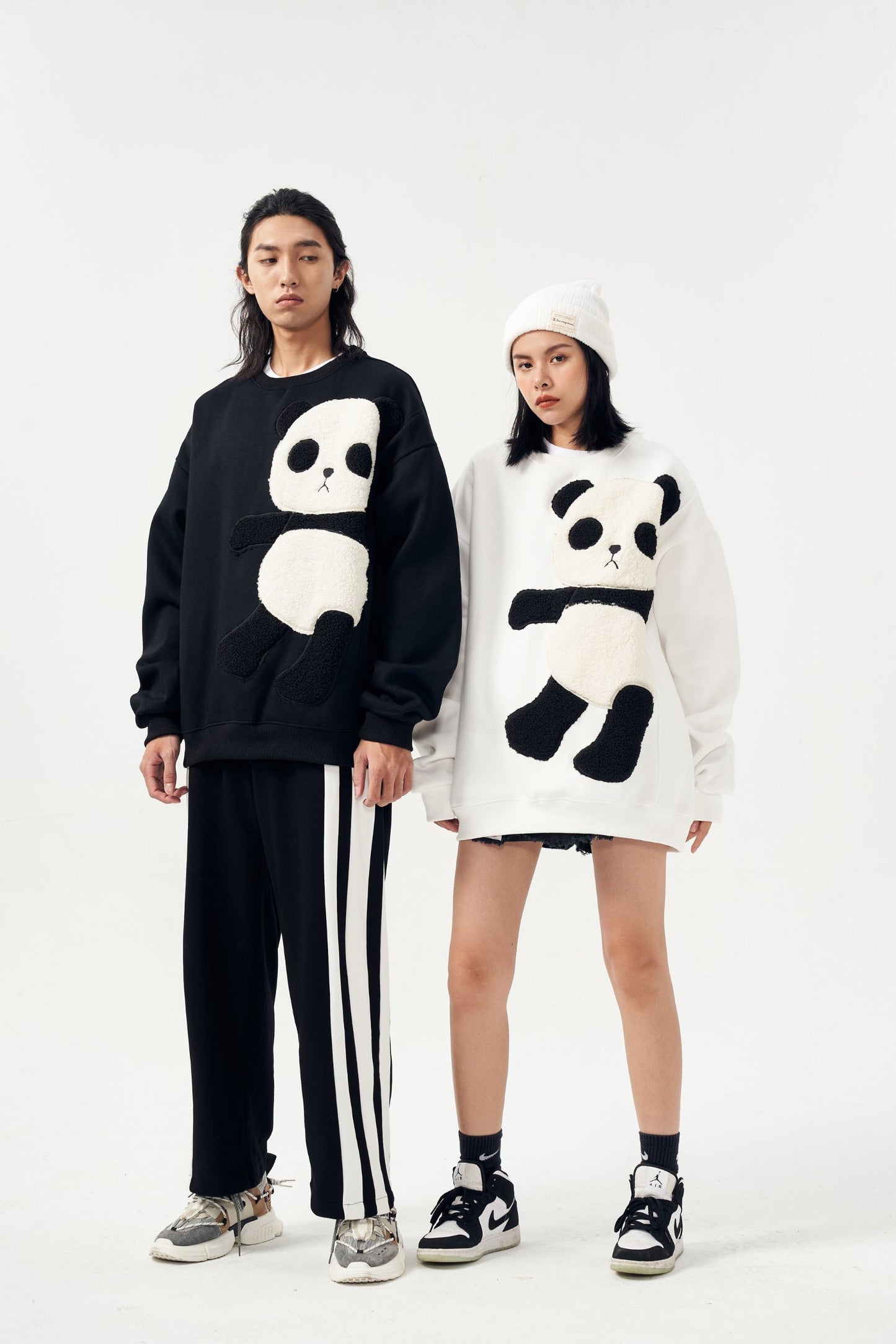 MAR1081 Sweat col rond motif panda pelucheux