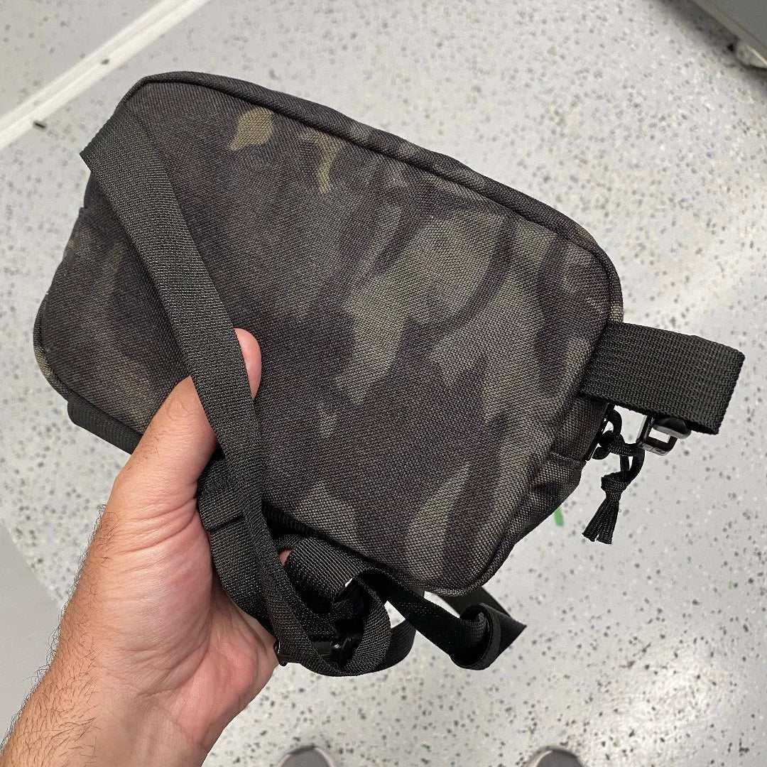 Minimalist Woodland Fanny PackHandbags & AccessoriesOur Made-in-USA everyday carry fanny pack is the rugged accessory you need.
Each fanny pack is built from military-grade 1000D Cordura® nylon — a material trusted fo